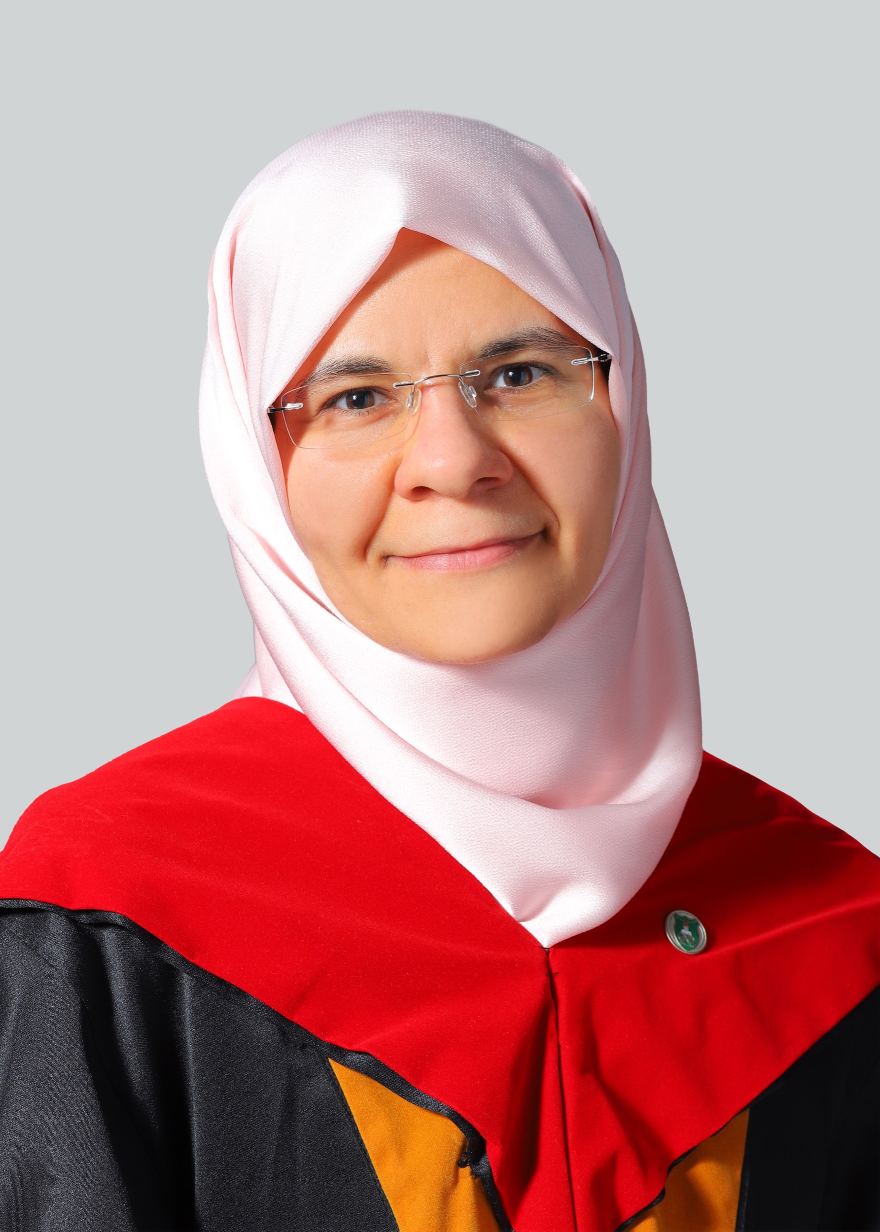 Dr. Hanan Sa'adeh-Photo.jpg